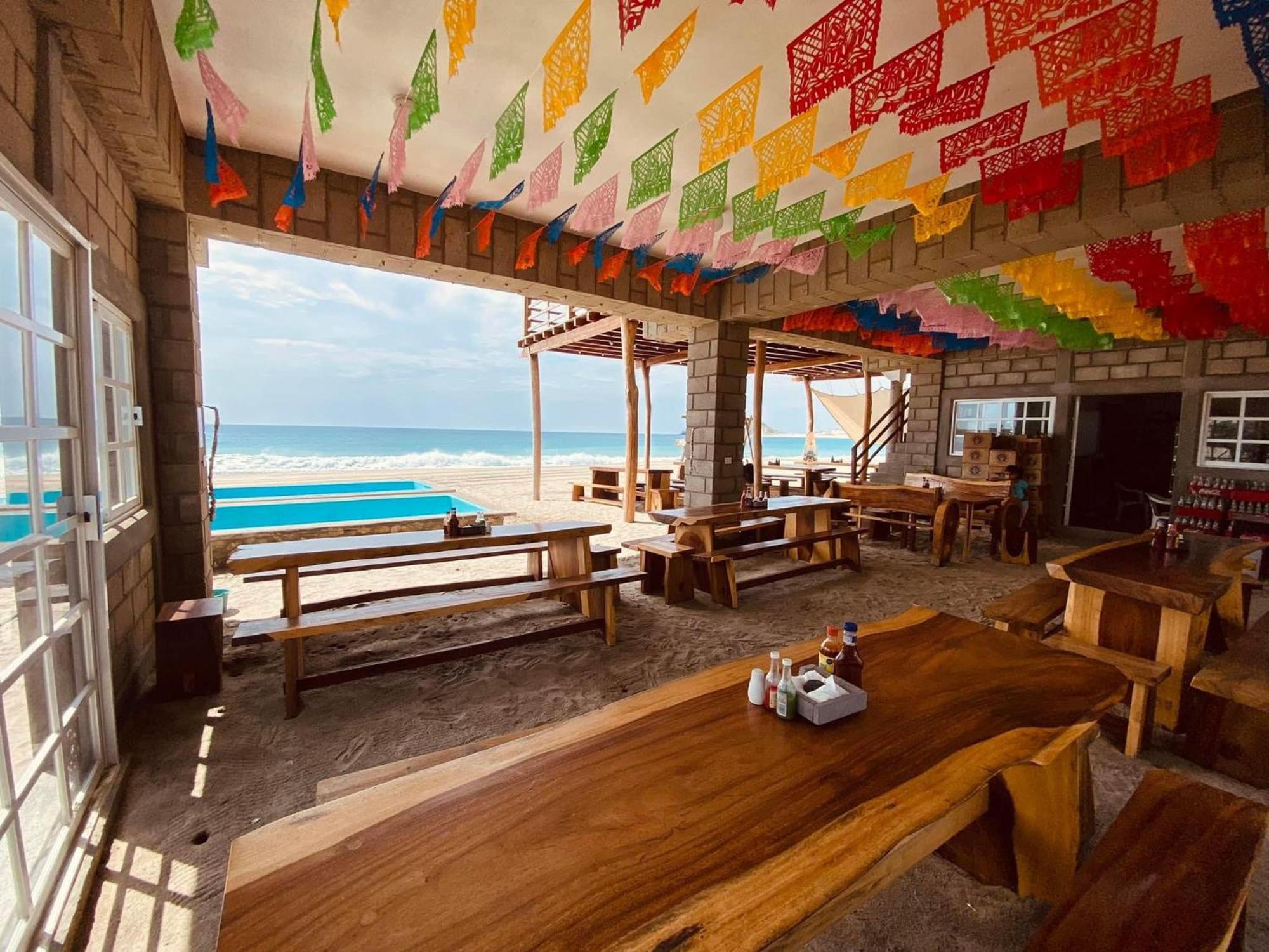 Sal Marina Restaurante Y Cabanas Salina Cruz Eksteriør billede